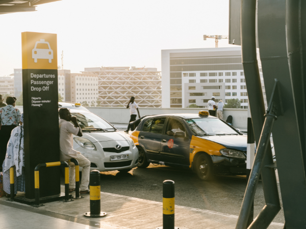 Best Hotel Airport Transfer Service in Ayodhya 