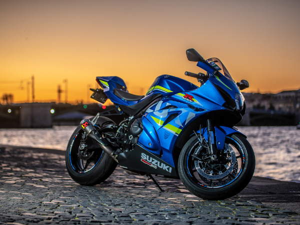 Best Bike Rentals Service in Banaras